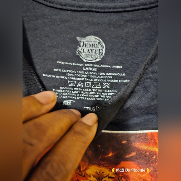 Hot Topic Demon Slayer Kyojuro Rengoku Flame Hashira - L Black - Picture 3 of 4